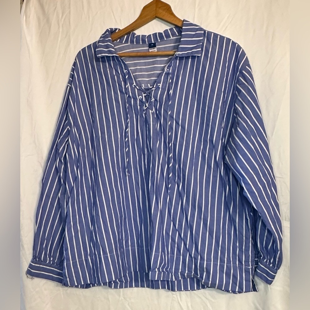 Old Navy Women’s Blue and White Striped Long Sleeve Top size X-Large